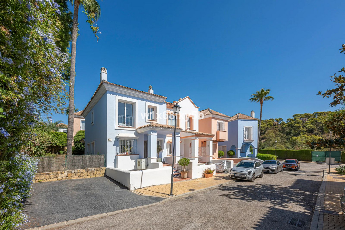 Nueva Andalucía, Marbella